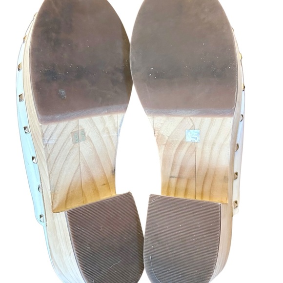 Steve Madden Brooklyn Leather Studded Wooden Clogs White Women 9.5 Boho Festival - Picture 6 of 9